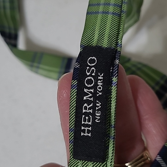 Stylish Green and Blue Plaid Kids Bow Tie - Picture 4 of 4